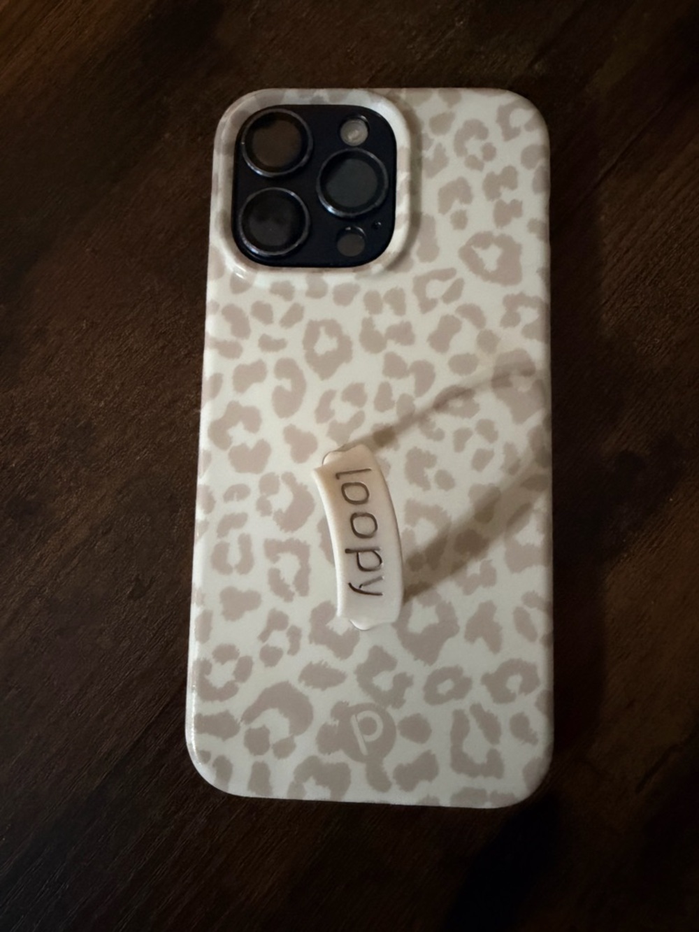 Loopy Case Beige Leopard Print Phone Case with Loop Grip